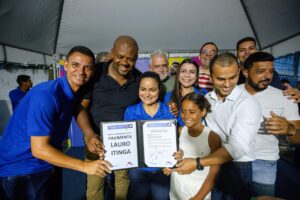 Em clima de celebração, prefeita Débora Regis lança 2ª etapa do Pavimenta Lauro em Itinga