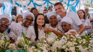 Prefeita Débora Regis participa da Festa de Iemanjá e reforça respeito à diversidade religiosa