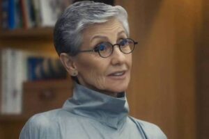 Mulheres se unem em massa em defesa de Cássia Kis e reacendem debate sobre privacidade e espaços femininos