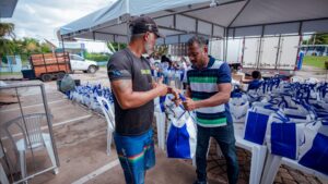 Entrega da Cesta Santa chega ao último dia com organização, agilidade e reconhecimento da população