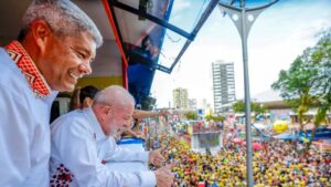 URGENTE: Justiça trava gasto milionário de camarote de Jerônimo com Lula na Bahia