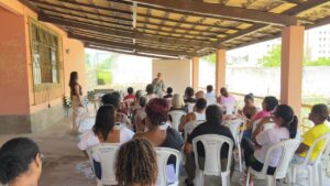 CRAS Vila Praiana promove ação de saúde mental e bem-estar para usuárias da assistência social