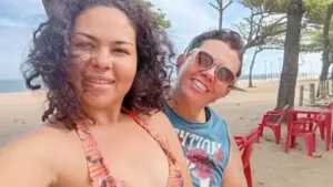 Casal de mulheres liga para o 190 e é executado por PM minutos depois; entenda