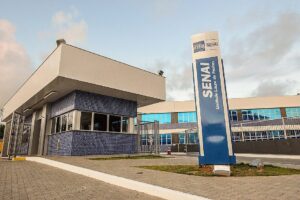 Prefeitura de Lauro de Freitas abre inscrições para cursos gratuitos de qualificação profissional