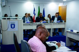 Audiência pública do 1º quadrimestre apresenta avanço fiscal, geração de empregos e investimentos em Lauro de Freitas