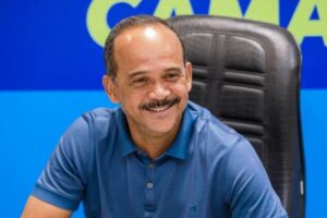 Elinaldo Araújo oficializa candidatura a deputado estadual após percorrer a Bahia ouvindo a população