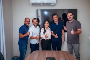 Elinaldo Araújo e Adolfo Viana ampliam grupo político em Lauro de Freitas com apoio de Matheus Reis e Léo Oliveira