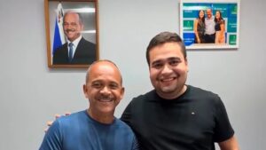 Elinaldo Araújo fortalece base política com apoio do vereador Jota Filho em Serrinha
