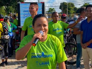 Prefeita Débora acompanha a 6ª edição do PedaLauro junto a cerca de 3 mil ciclistas
