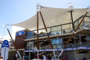 Mercado Municipal de Itapuã promove café da manhã especial em homenagem ao Dia dos Pais