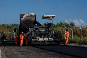 Pavimenta Lauro e Banho de Luz transformam a infraestrutura viária de Areia Branca